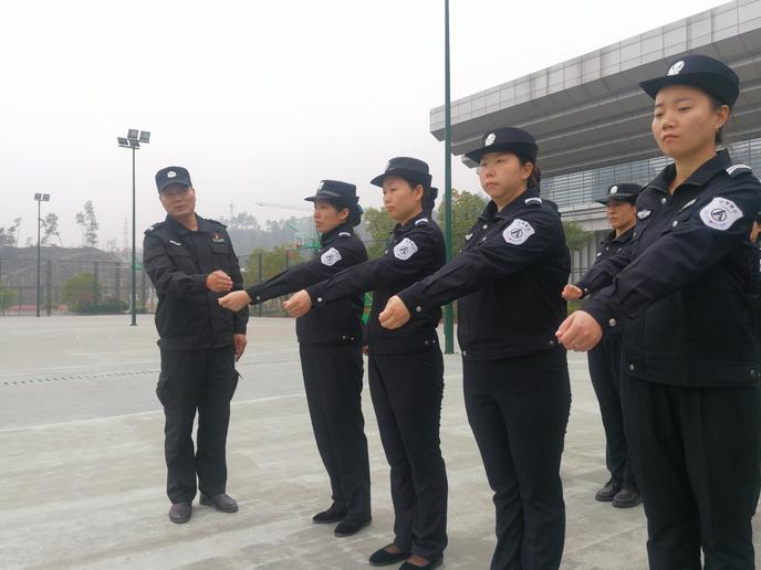 安豪保安公司迅速落实万名义警保平安工作.jpg